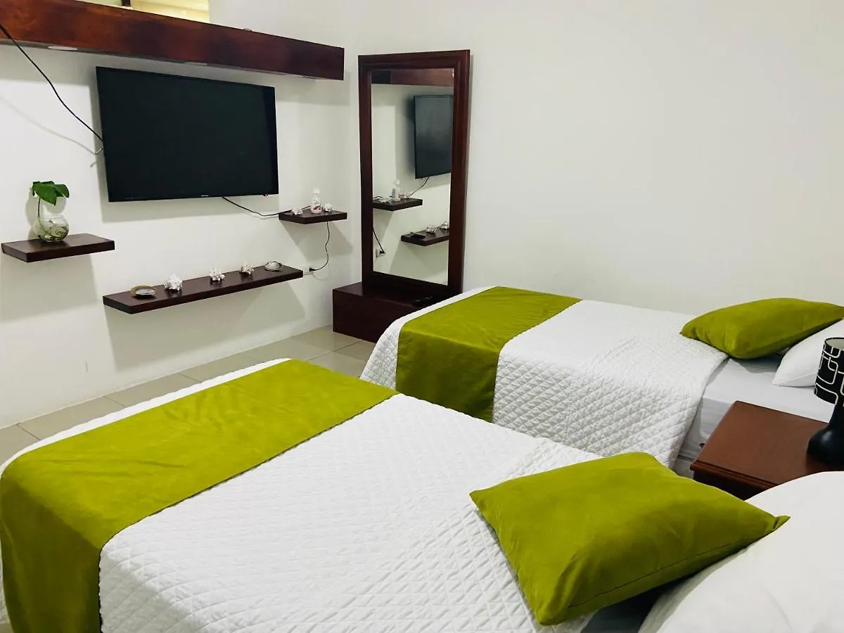 Carpao Lodging Galapagos Puerto Ayora  Guest house